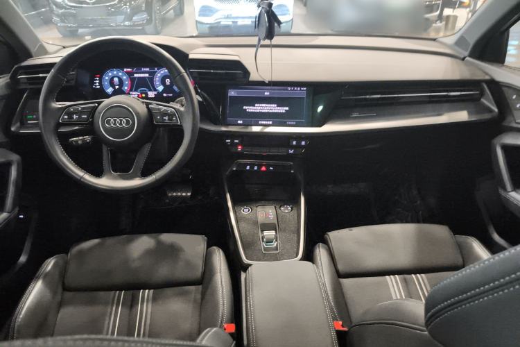 Used Audi A3 2022 Sportback 35 TFSI Fashionable Sports Model Center Console