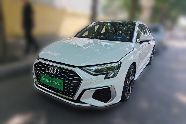 Used Audi A3 2022 Sportback 35 TFSI Fashionable Sports Model Guazi used car, China used car export, Used car for sale, Used cars, Cheapest cars for sale