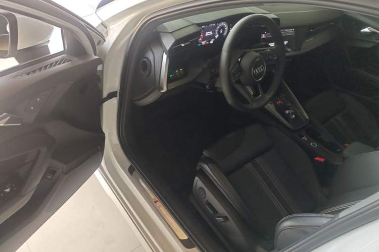 Used Audi A3 2022 Sportback 35 TFSI Fashionable Sports Model Driver Seat