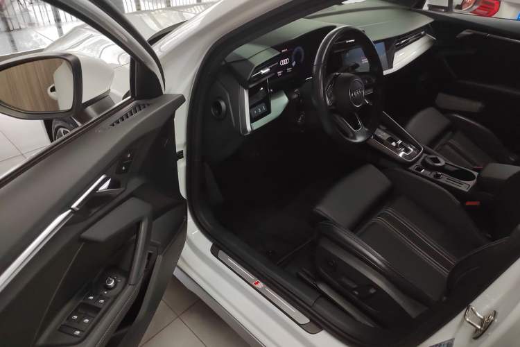Used Audi A3 2022 Sportback 35 TFSI Fashionable Sports Model Driver Seat