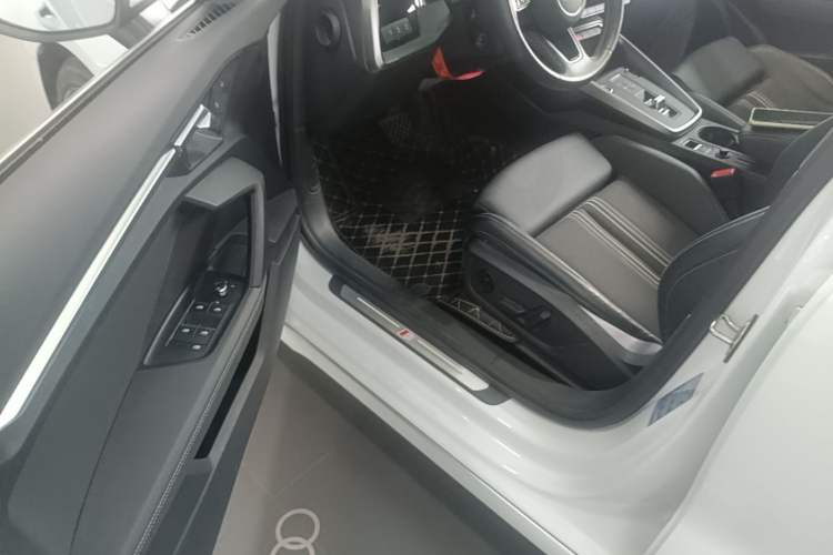 Used Audi A3 2022 Sportback 35 TFSI Fashionable Sports Model Driver Seat