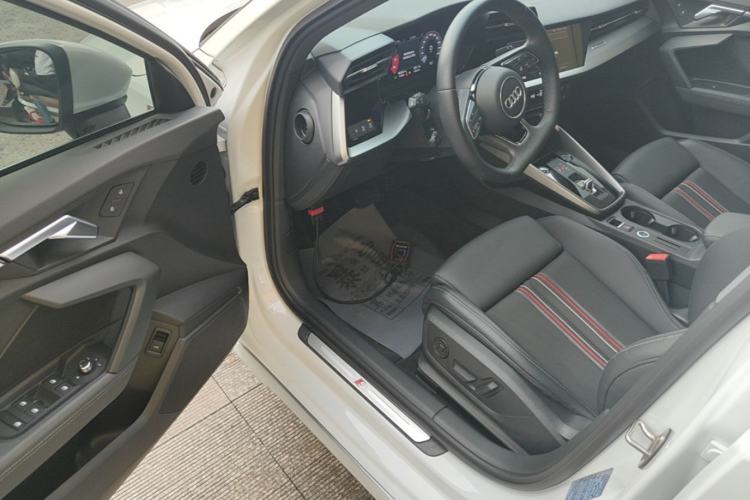 Used Audi A3 2022 Sportback 35 TFSI Fashionable Sports Model Driver Seat