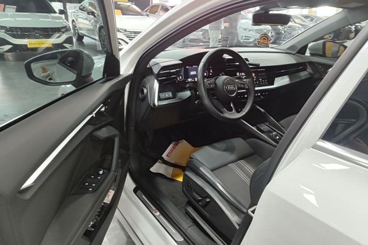 Used Audi A3 2022 Sportback 35 TFSI Fashionable Sports Model Driver Seat