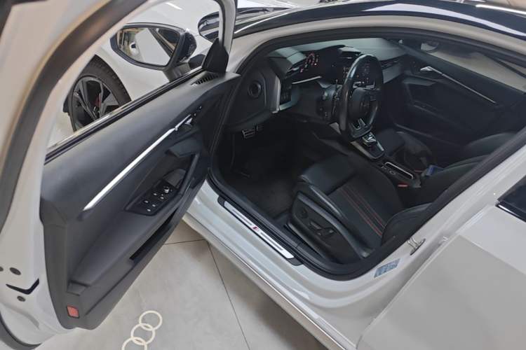 Used Audi A3 2022 Sportback 35 TFSI Fashionable Sports Model Driver Seat