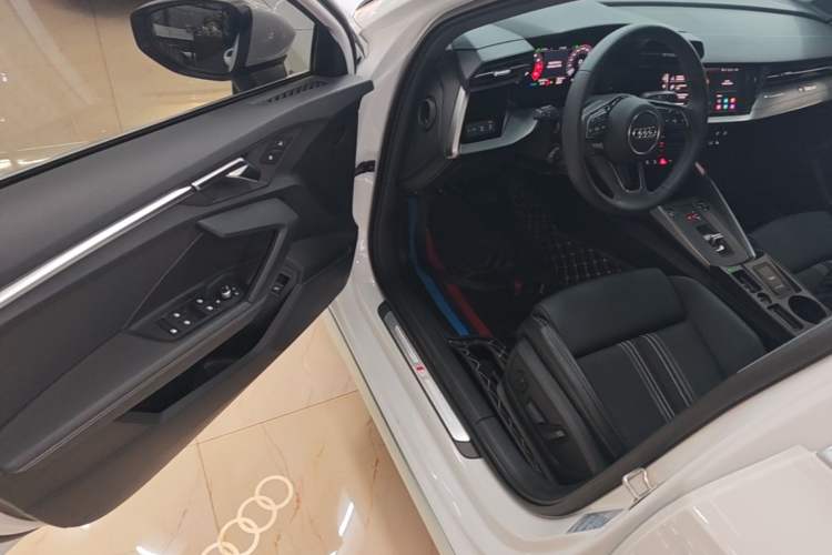 Used Audi A3 2022 Sportback 35 TFSI Fashionable Sports Model Driver Seat