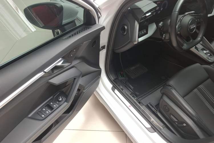 Used Audi A3 2022 Sportback 35 TFSI Fashionable Sports Model Driver Seat