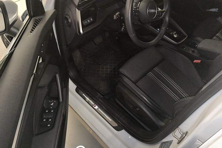 Used Audi A3 2022 Sportback 35 TFSI Fashionable Sports Model Driver Seat