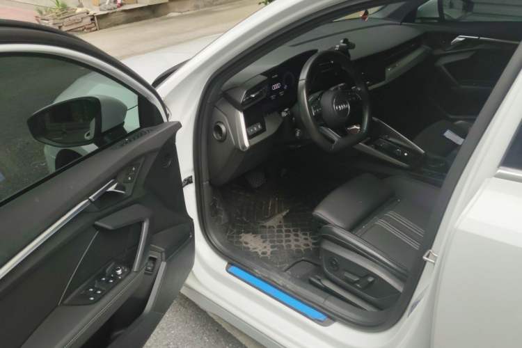 Used Audi A3 2022 Sportback 35 TFSI Fashionable Sports Model Driver Seat