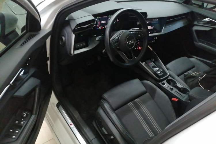 Used Audi A3 2022 Sportback 35 TFSI Fashionable Sports Model Driver Seat
