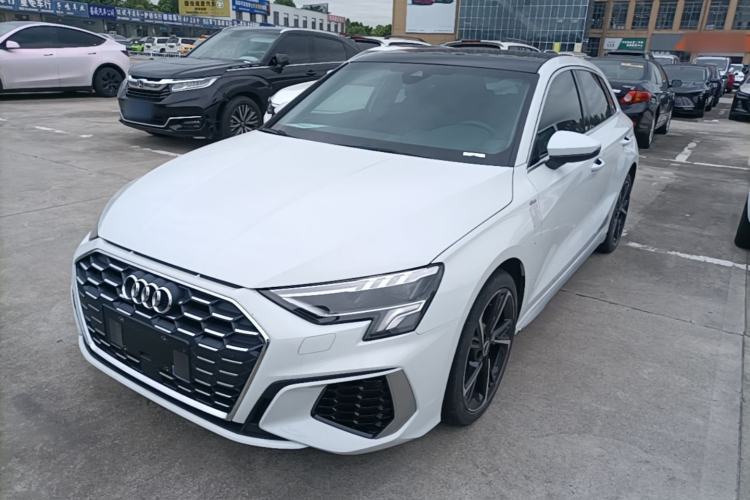 Used Audi A3 2022 Sportback 35 TFSI Fashionable Sports Model Guazi used car, China used car export, Used car for sale, Used  cars, Cheapest cars for sale
