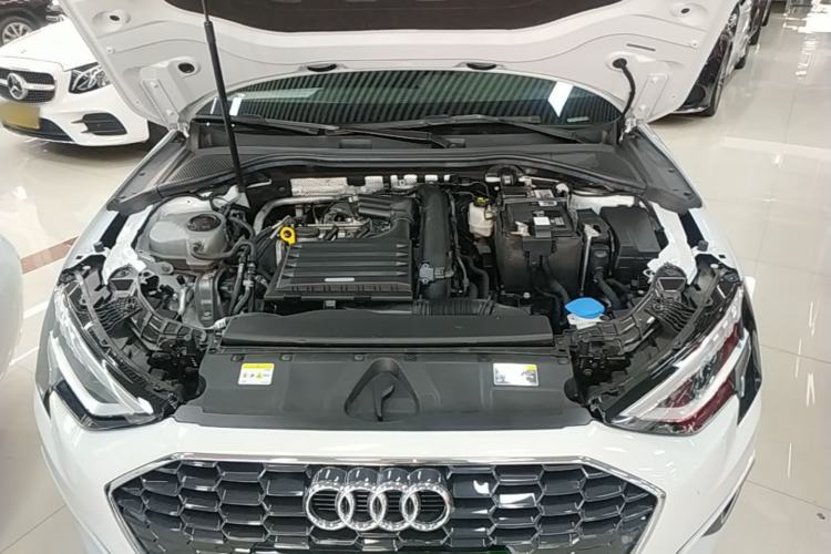 Used Audi A3 2022 A3L Limousine 35 TFSI Fashionable and Elegant Model Engine Bay