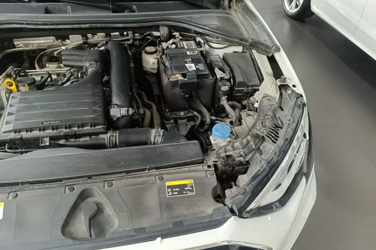 Used Audi A3 2022 Sportback 35 TFSI Fashionable Sports Model Engine Bay Left