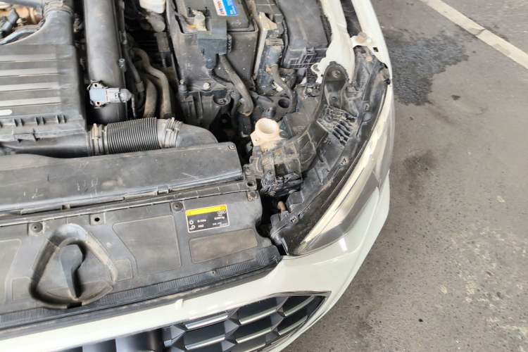 Used Audi A3 2022 Sportback 35 TFSI Fashionable Sports Model Engine Bay Left