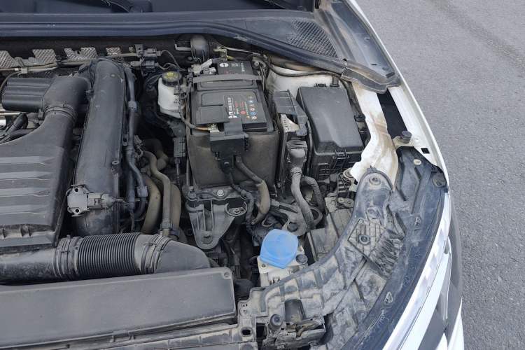 Used Audi A3 2022 Sportback 35 TFSI Fashionable Sports Model Engine Bay Left
