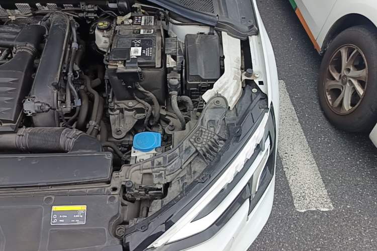 Used Audi A3 2022 Sportback 35 TFSI Fashionable Sports Model Engine Bay Left