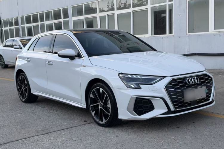 Used Audi A3 2022 Sportback 35 TFSI Fashionable Sports Model Exterior 2