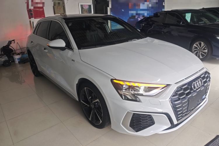 Used Audi A3 2022 Sportback 35 TFSI Fashionable Sports Model Front Right 45 Deg