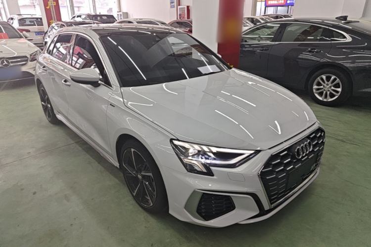 Used Audi A3 2022 Sportback 35 TFSI Fashionable Sports Model Front Right 45 Deg