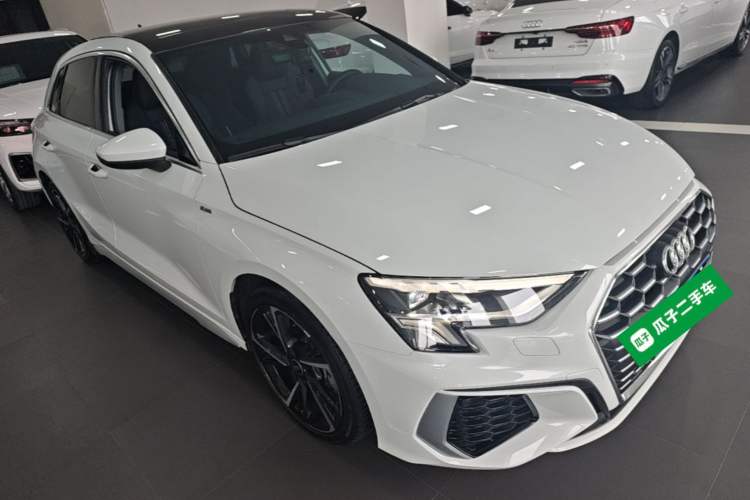 Used Audi A3 2022 Sportback 35 TFSI Fashionable Sports Model Front Right 45 Deg