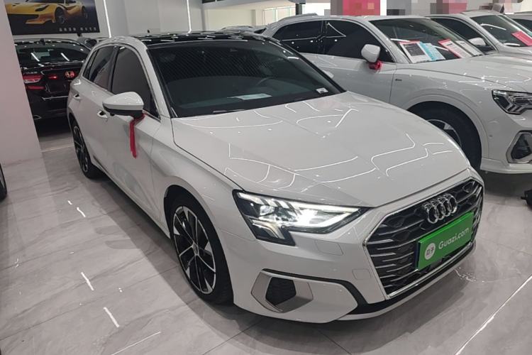 Used Audi A3 2022 Sportback 35 TFSI Luxury Prestige Edition Front Right 45 Deg