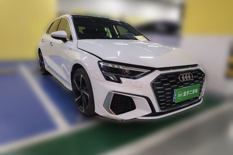 Used Audi A3 2022 Sportback 35 TFSI Fashionable Sports Model Front Right 45 Deg