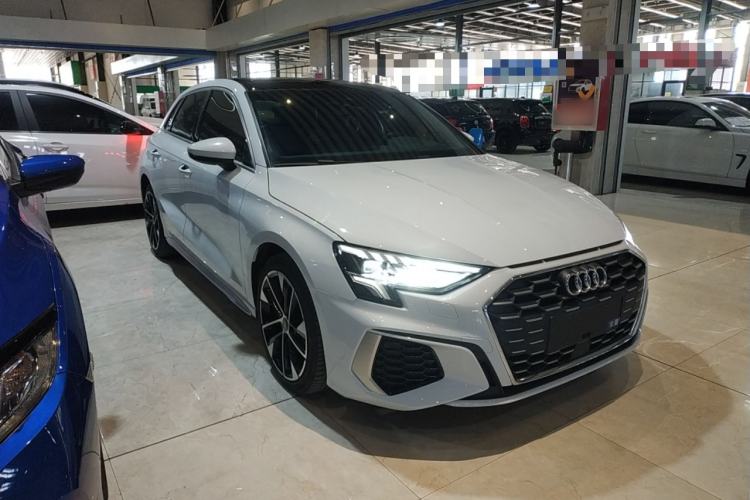 Used Audi A3 2022 Sportback 35 TFSI Fashionable Sports Model Front Right 45 Deg