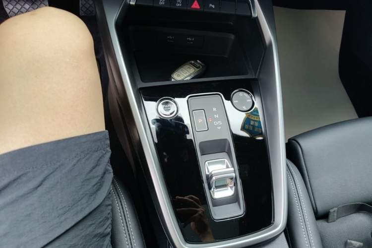 Used Audi A3 2022 A3L Limousine 35 TFSI Fashion Sport Model Gear Lever