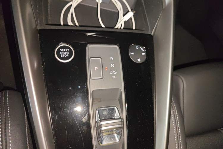 Used Audi A3 2022 A3L Limousine 35 TFSI Fashion Sport Model Gear Lever