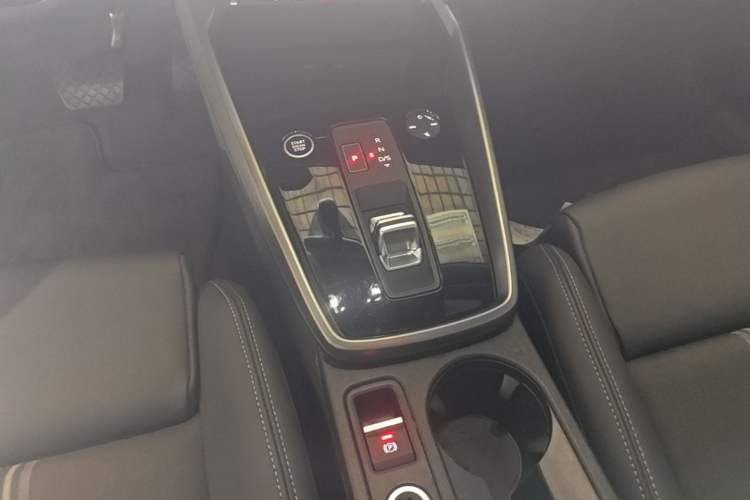 Used Audi A3 2022 Sportback 35 TFSI Fashionable Sports Model Gear Lever