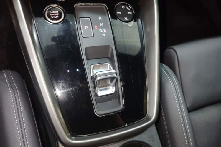 Used Audi A3 2022 Sportback 35 TFSI Fashionable Sports Model Gear Lever