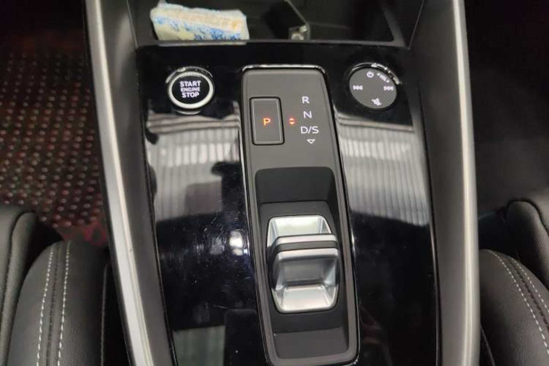 Used Audi A3 2022 Sportback 35 TFSI Fashionable Sports Model Gear Lever