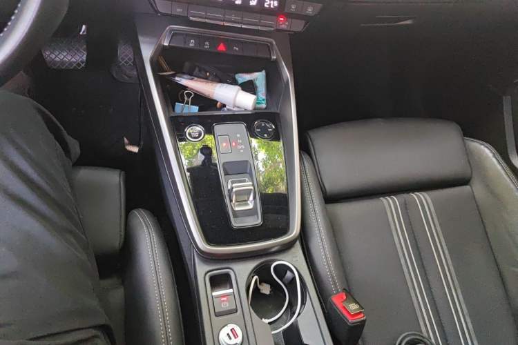 Used Audi A3 2022 Sportback 35 TFSI Fashionable Sports Model Gear Lever