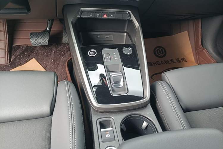 Used Audi A3 2022 Sportback 35 TFSI Fashionable Sports Model Gear Lever