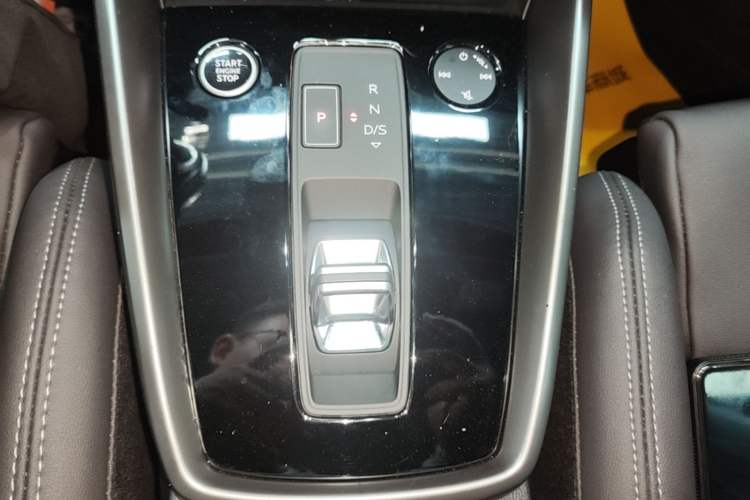 Used Audi A3 2022 Sportback 35 TFSI Fashionable Sports Model Gear Lever