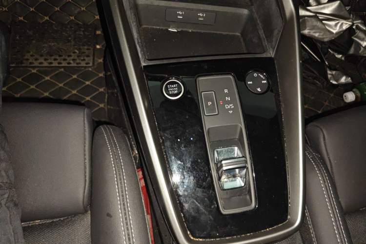 Used Audi A3 2022 Sportback 35 TFSI Fashionable Sports Model Gear Lever