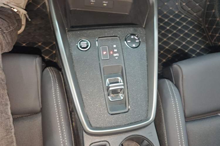 Used Audi A3 2022 Sportback 35 TFSI Fashionable Sports Model Gear Lever