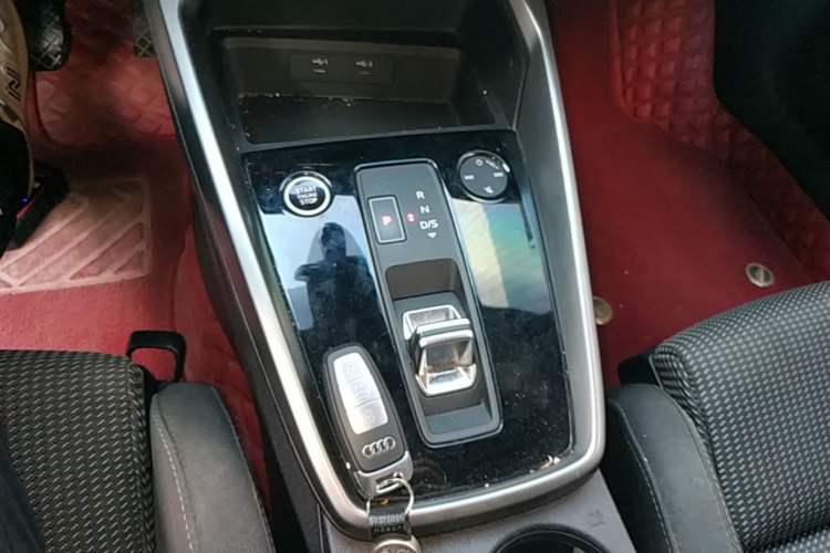 Used Audi A3 2022 Sportback 35 TFSI Ambition Sport Edition Gear Lever