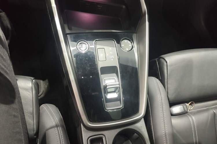 Used Audi A3 2022 Sportback 35 TFSI Luxury Prestige Edition Gear Lever