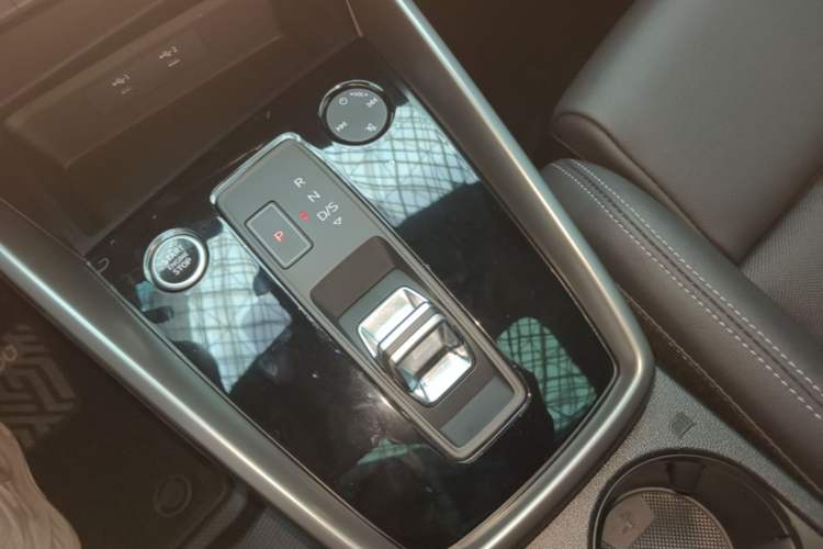 Used Audi A3 2022 Sportback 35 TFSI Fashionable Sports Model Gear Lever