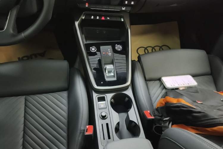 Used Audi A3 2022 Sportback 35 TFSI Stylish and Elegant Model Gear Lever