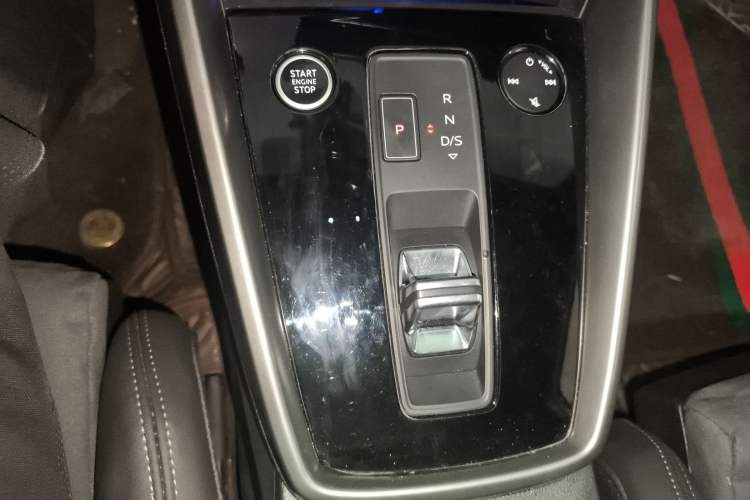 Used Audi A3 2022 Sportback 35 TFSI Luxury Sports Model Gear Lever