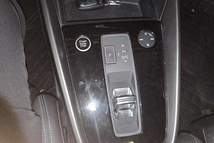 Used Audi A3 2022 Sportback 35 TFSI Fashionable Sports Model Gear Lever