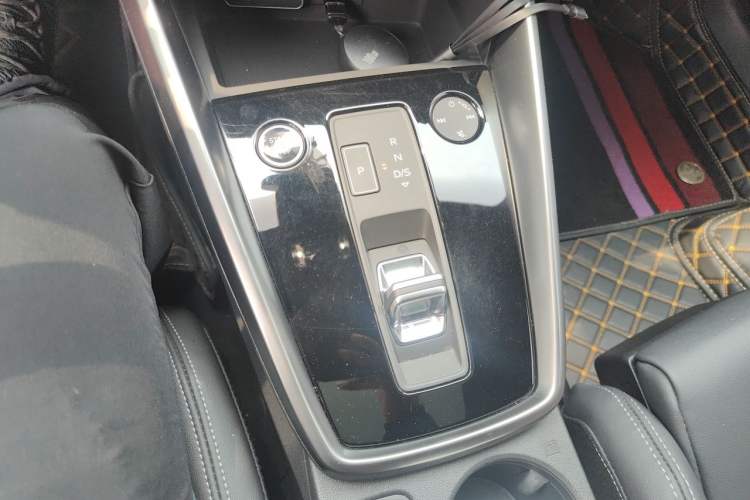 Used Audi A3 2022 Sportback 35 TFSI Fashionable Sports Model Gear Lever