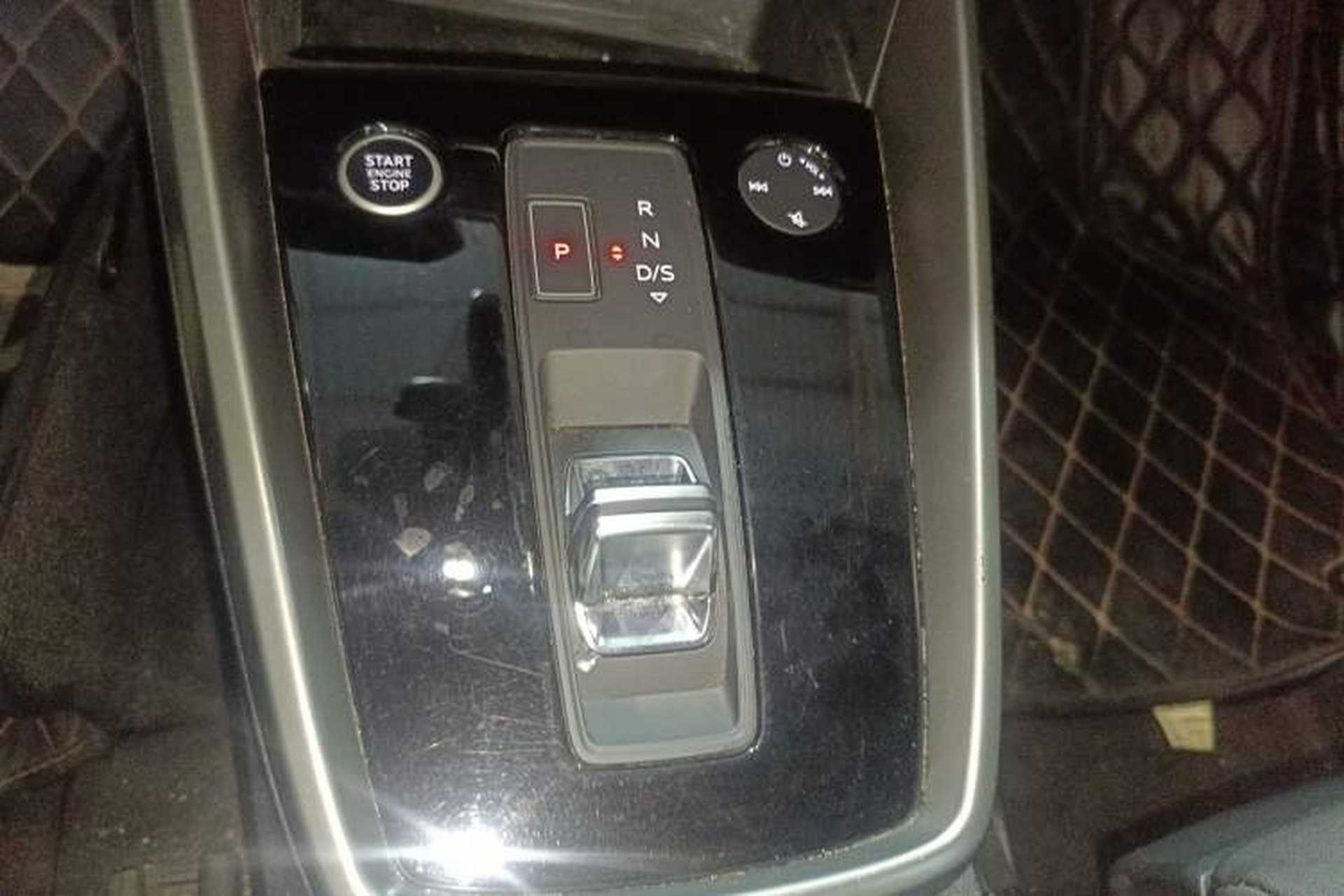 Used Audi A3 2022 A3L Limousine 35 TFSI Fashion Sport Model Gear Lever