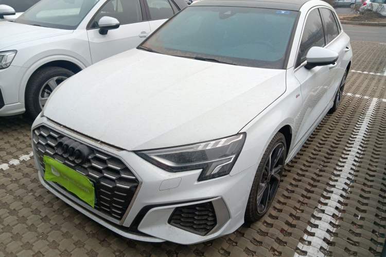 Used Audi A3 2022 Sportback 35 TFSI Fashionable Sports Model Guazi used car, China used car export, Used car for sale, Used cars, Cheapest cars for sale