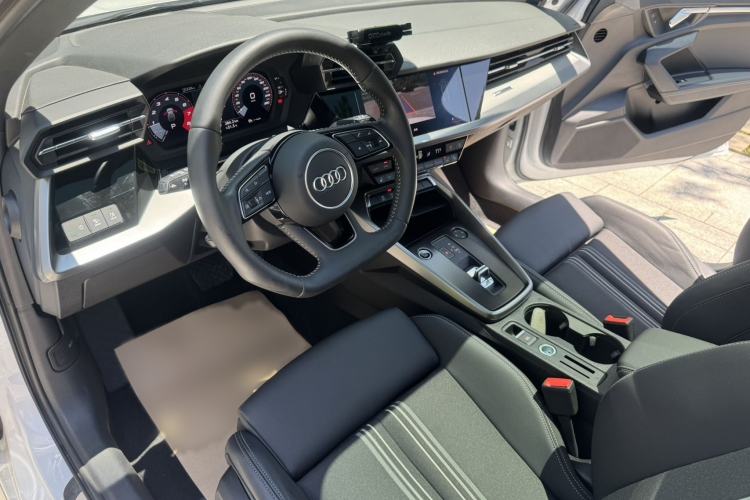 Used Audi A3 2022 Sportback 35 TFSI Fashionable Sports Model Interior 10