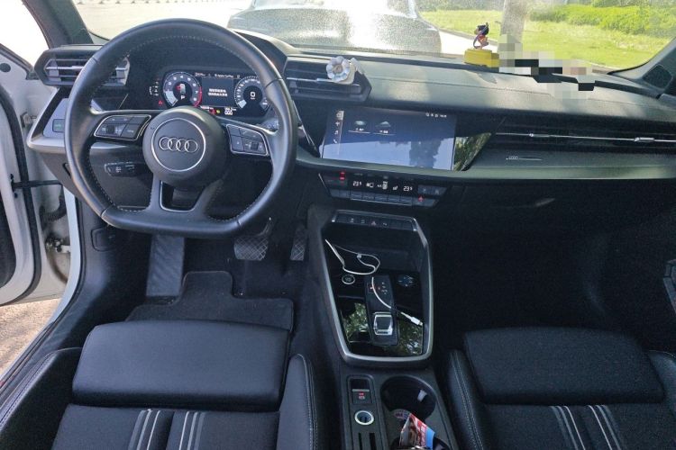 Used Audi A3 2022 Sportback 35 TFSI Fashionable Sports Model Interior 2