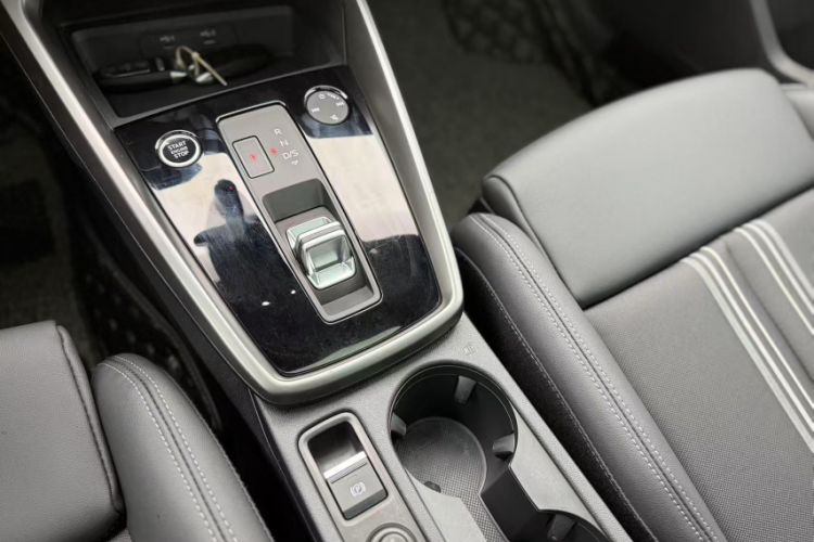 Used Audi A3 2022 Sportback 35 TFSI Fashionable Sports Model Interior 2