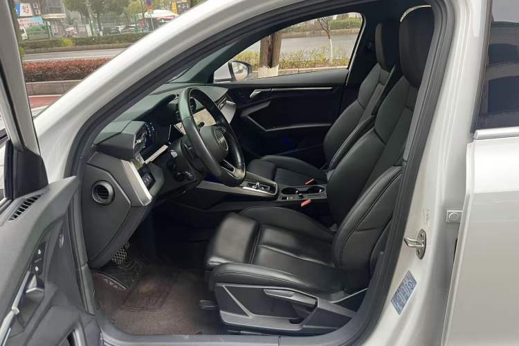 Used Audi A3 2022 Sportback 35 TFSI Ambition Sport Edition Interior 3