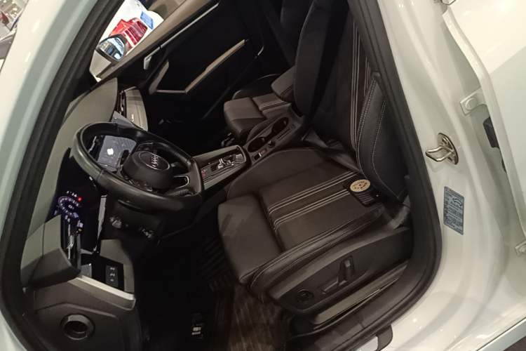 Used Audi A3 2022 A3L Limousine 35 TFSI Fashion Sport Model Left Front Seat